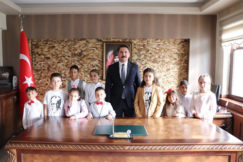 23 Nisan Ulusal Egemenlik ve Çocuk Bayramı